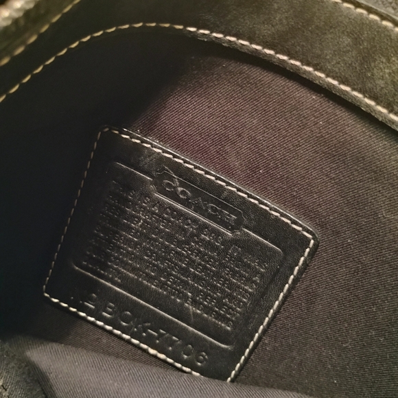 COACH SMALL BLACK LEATHER AND NYLON BAG - Picture 8 of 8